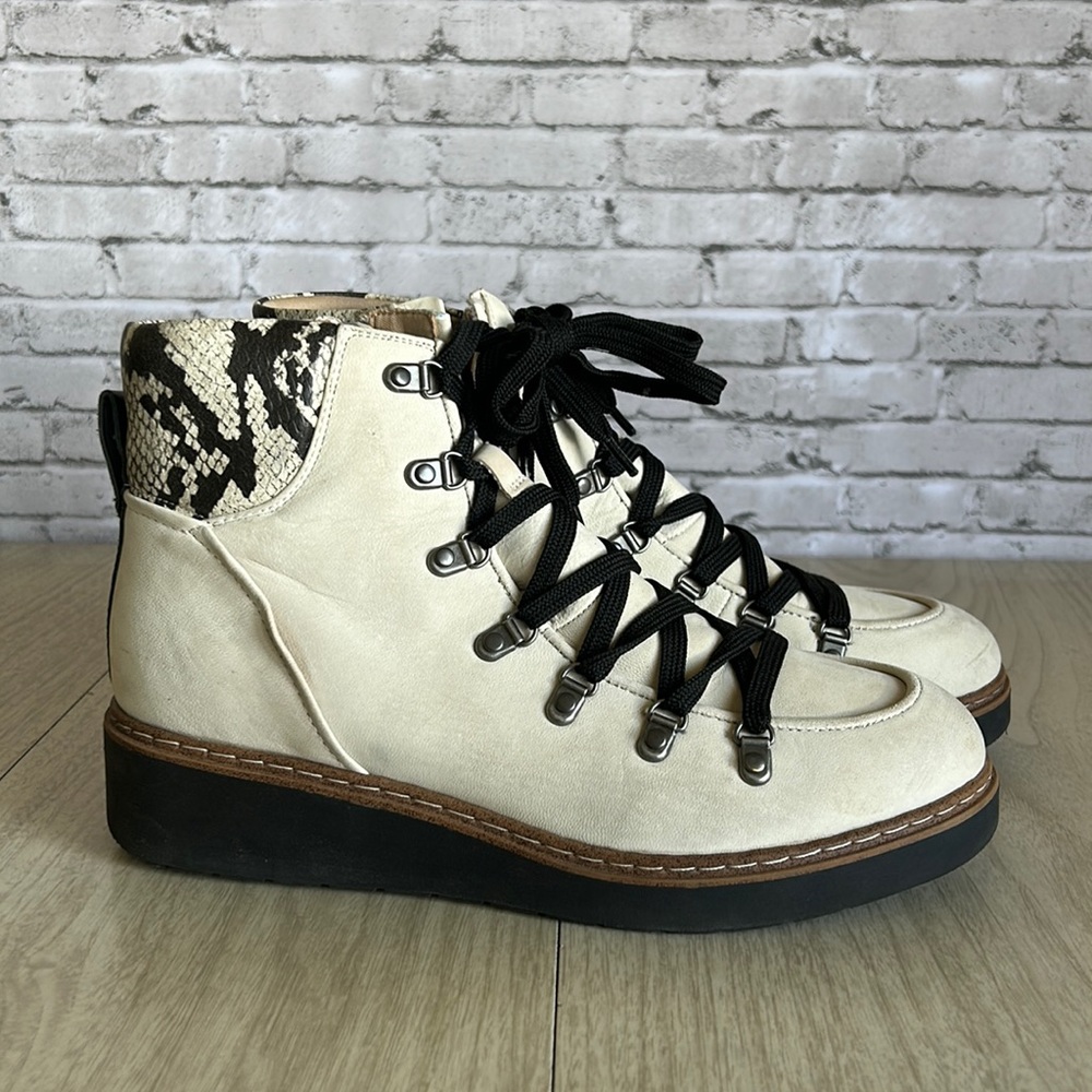 Dr. Scholl’s Women’s Boots